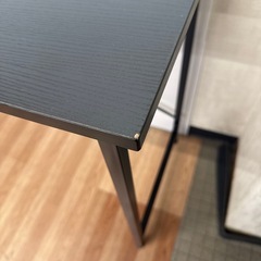 ゲーミングデスクの画像