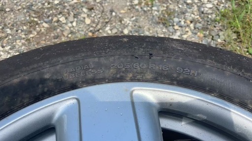 アルミタイヤ(MINI）205/60R16