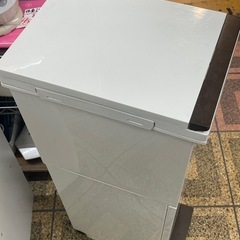 【中古】¥1,000 ゴミ箱　上下開閉式　オススメ　【I I048】の画像