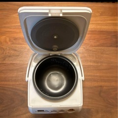 炊飯器の画像