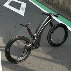 【極美品】Reevo スポークレス ハブレス E-bikeの画像