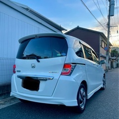 フリードハイブリッド‼️車検2年付‼️ツインモニター‼️の画像