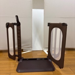 激安　美品
日本育児　nihonikuji おくトビラS ベビーゲート ブラウン 日本育児清掃済み中古品の画像