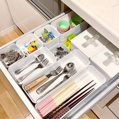 ニトリの整理トレーNブランシリーズ　カトラリーケース　整理トレー　SMLサイズ２個ずつの画像