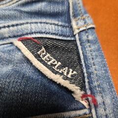 REPLAYジーンズの画像