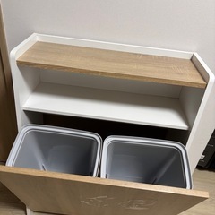 収納ゴミ箱の画像