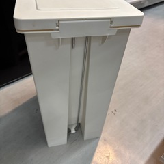 【ゴミ箱】【20L】★在庫2点★クリーニング済み【管理番号10509】野の画像