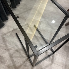 ガラステーブル　IKEA イケアの画像