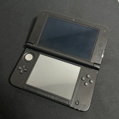 3DS LL 本体と充電のみ　今日だけ9000円！！！の画像