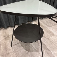 サイドテーブル　IKEA イケアの画像