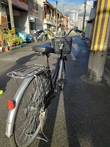 2ヶ月使用のみ！自転車（ライト・カゴ・ベル付き）