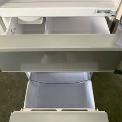 AQUA アクア 4ドア 冷凍冷蔵庫 AQR-36N2 2023年製 355L 冷蔵266L 冷凍89L ノンフロン 動作確認済 状態良好 グレー 生活家電 Y2185の画像