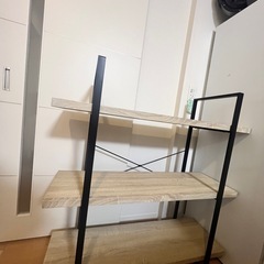 木製ラックの画像