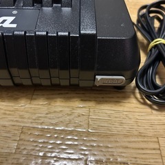 ほぼ未使用✨18Vマキタ急速充電器の画像