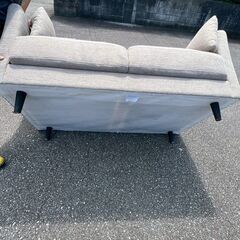 2人掛けソファ 布製 美品 使用感少 状態良好 家具 ラブソファ 2シーター インテリア W1380×D800 Y2186の画像