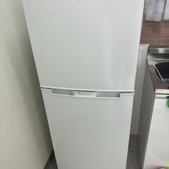 【港区赤坂手渡し】冷凍冷蔵庫 138L 右開き/左開き ホワイトTH-138L2WH
の画像