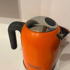 デロンギ　電気ケトル
の画像