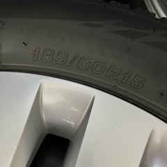 BRIDGESTONE ブリザックVRX2タイヤのみ4本セット185/60R15　　の画像