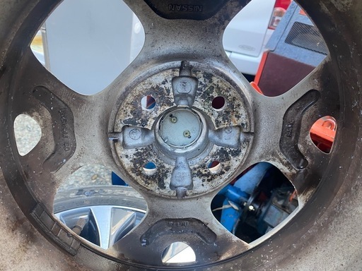 NISSAN アルミホイール15インチ