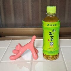 猫の置物(？)の画像