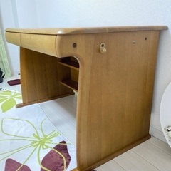 学習机　幅110cm×奥行67cm×高さ73cmの画像
