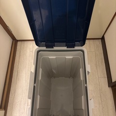 ゴミ箱の画像