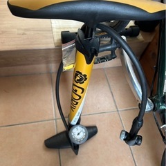 GIANT クロスバイクの画像