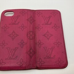 ルイヴィトン マヒナ iPhoneケース SE2 SE3対応 手帳型 スマホケース レザー 赤 スペイン製の画像