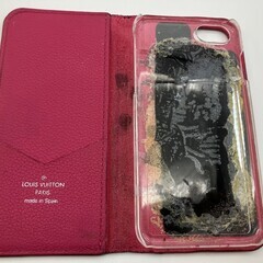 ルイヴィトン マヒナ iPhoneケース SE2 SE3対応 手帳型 スマホケース レザー 赤 スペイン製の画像