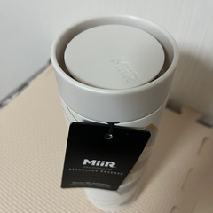 【スターバックスMiiR 】水筒 タンブラー NY限定 エンパイアステートビルの画像