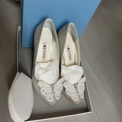 新品 DIANA ハイヒールパンプス 22.5cmの画像