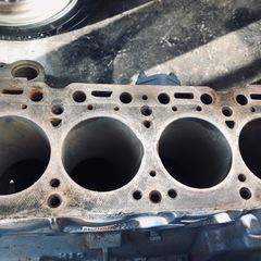 B110サニー用 A12エンジンのシリンダー ブロックの画像