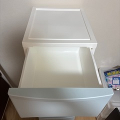 【取引中】プラスチックチェスト 5段衣装棚の画像