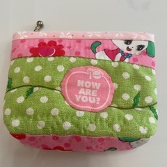 新品　レトロ　布製　ミニポーチ　うさぎ　苺　お花　ハンドメイドの画像