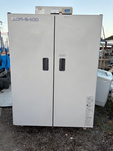 話し中、米保冷庫24袋