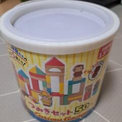 おさるのジョージ積み木セット50ピースの画像