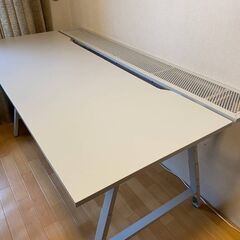【販売終了色】IKEAゲーミングデスク ライトグレー｜神戸市中央区の画像