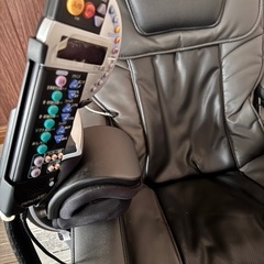 【メディカルチェア  ファミリーロボ  FMC−5000】売ります　の画像