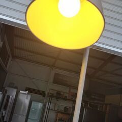 IKEAスタンドライトの画像