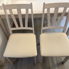 「ダイニングテーブルセット（4人用・椅子2脚＋ベンチ1脚付き）」の画像