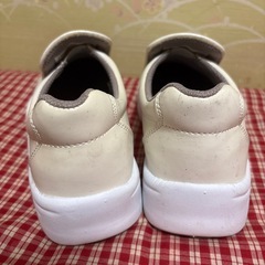 白い厚底ズック　22センチの画像