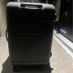キャリーケース
の画像