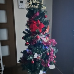 クリスマスツリーの画像