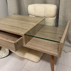 座椅子　ホワイトの画像