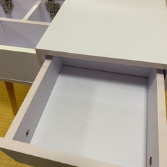 ミニドレッサーの画像