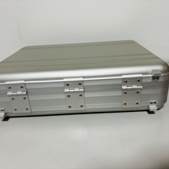 頑丈な収納ケースの画像