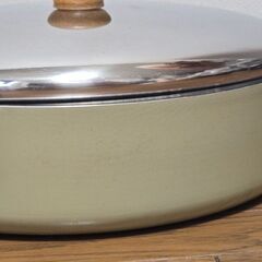 Riccardo Verne 両手鍋 28.5cm 調理器具 すき焼き鍋 蓋付きの画像