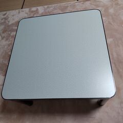 22年製 近隣配送無料 ユアサ リバーシブル 75x 75x 38.5cmの画像