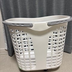 洗濯カゴ　バスケット
の画像