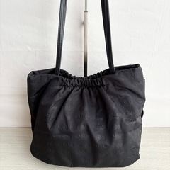 ☆お値引可能☆【極美品】TOCCA  ハンドバッグ 肩掛けバッグ ショルダーバッグ リボン 黒の画像